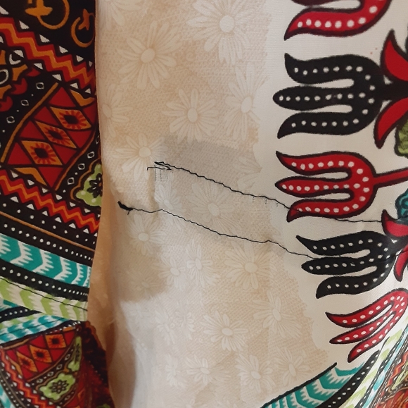 "Made in India" Colorful Floral Cover-up - Picture 8 of 9